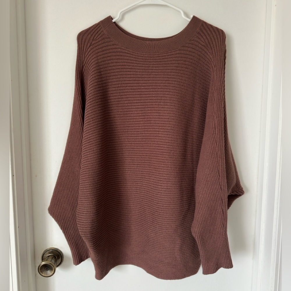 Women’s sweater long sleeve shirt